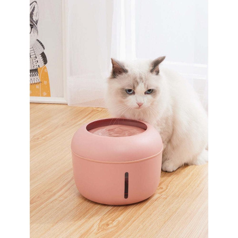 The Pet Life 'Moda-Pure' Fountain filters water, is quiet, and easy to clean. - Wolldi