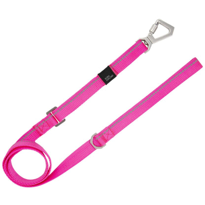 The Pet Life 'Advent' Outdoor Series leash and collar is durable and reflective for safety during walks. - Wolldi