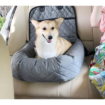 The 'Pawtrol' carseat and pet bed ensures safe travel and comfortable rest for your pet. - Wolldi