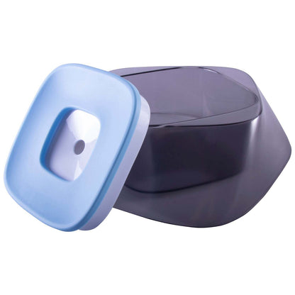 Spill-proof pet water bowl with floating splash guard. Dishes