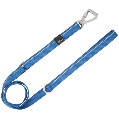 The Pet Life 'Advent' Outdoor Series leash and collar is durable and reflective for safety during walks. - Wolldi