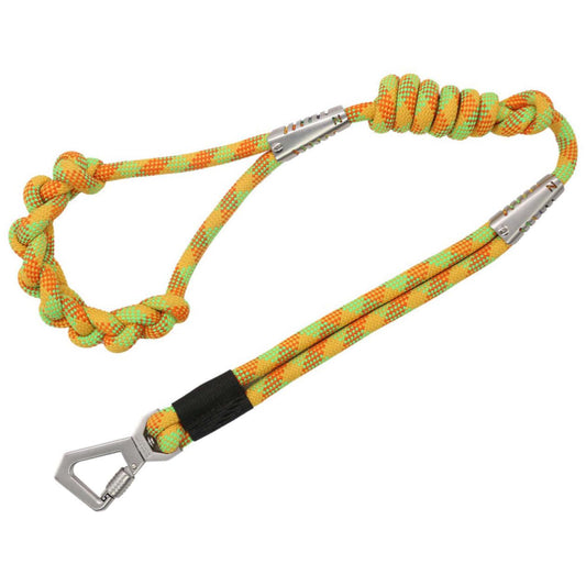 The Pet Life 'Neo-Craft' Training Dog Leash is handmade with durable nylon and a unique knot-gripped handle for comfortable and effective training. - Wolldi