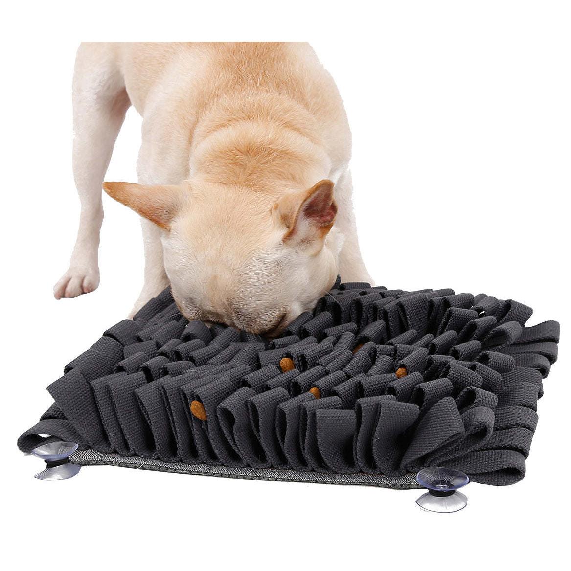 The Pet Life 'Sniffer Grip' is a suction-based snuffle mat for pets, perfect for cognitive development and digestive aid. - Wolldi